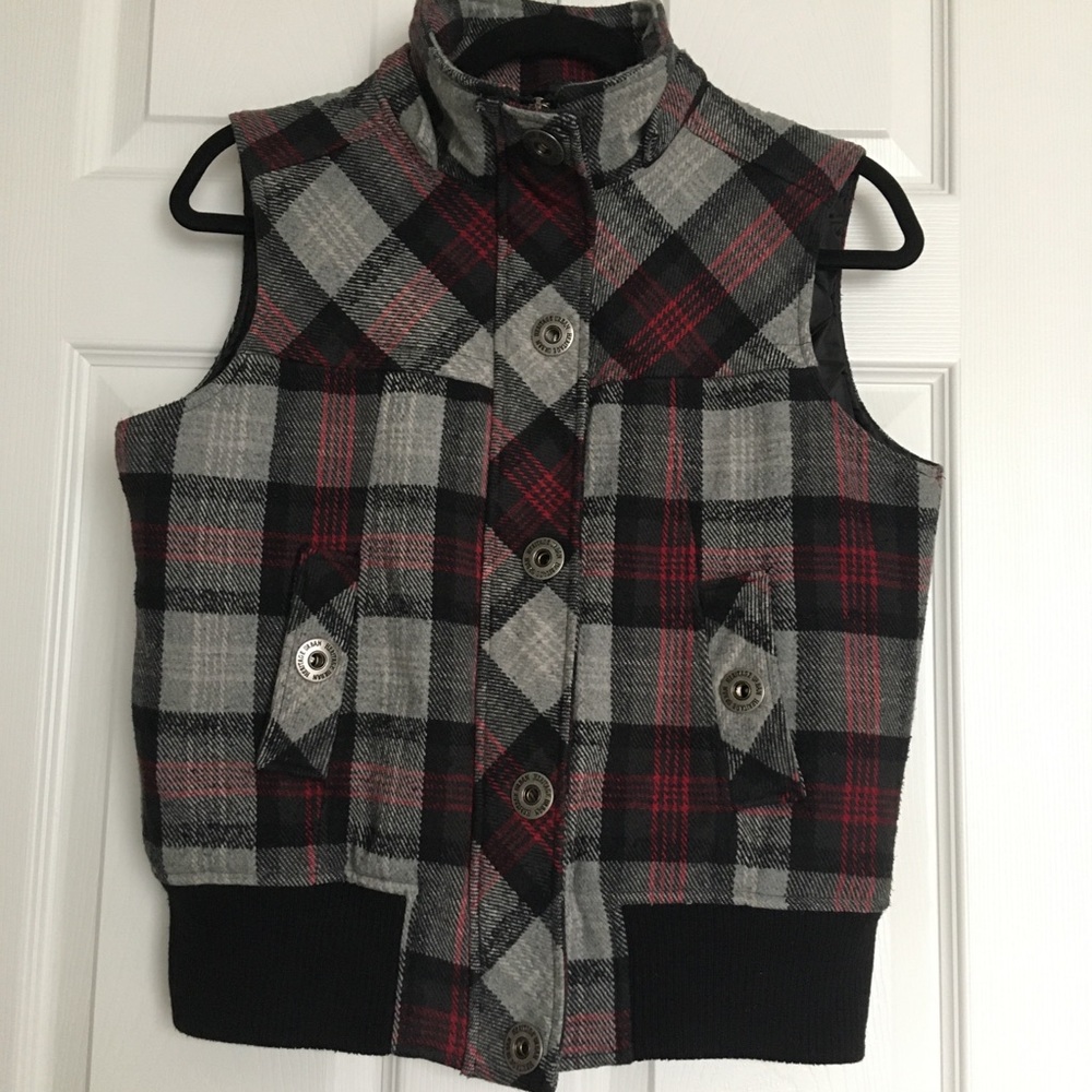 Urban Heritage medium limited edition vest